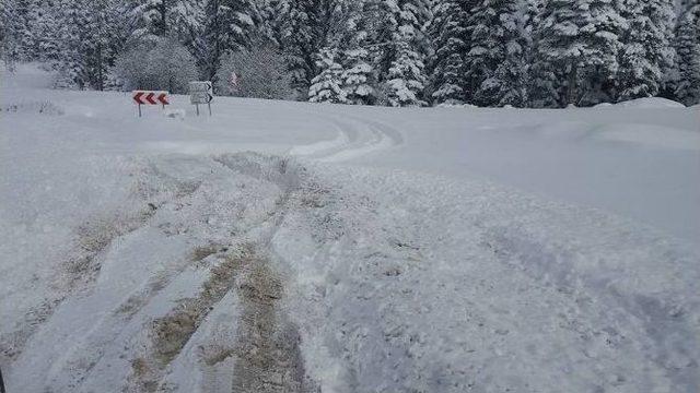 Kastamonu’da Kar Kalınlığı, 1.5 Metreyi Geçti