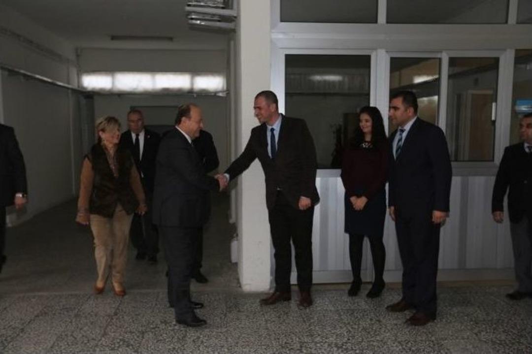 Başkan &Ouml;zakcan, Personelinin Yeni Yılını Kutladı