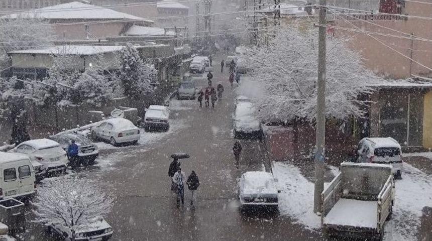 Ergani&rsquo;de Yılın İlk Karı