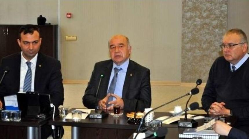 Kutso&rsquo;da &rsquo;otomotiv Sekt&ouml;r&uuml;&rsquo; Toplantısı