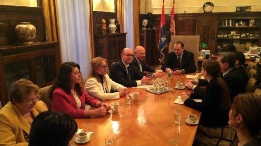 Rekt&ouml;r Kılı&ccedil;, Başbakan Davutoğlu Ve Beraberindeki Heyet İle Sırbistan&rsquo;a Gitti