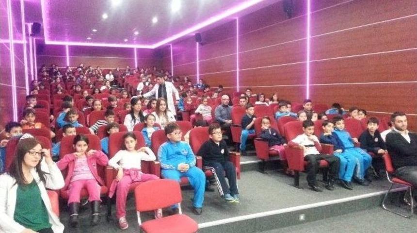 Yozgat &Ccedil;&ouml;z&uuml;m Koleji Kariyer G&uuml;nlerinin Konukları Doktorlar Oldu