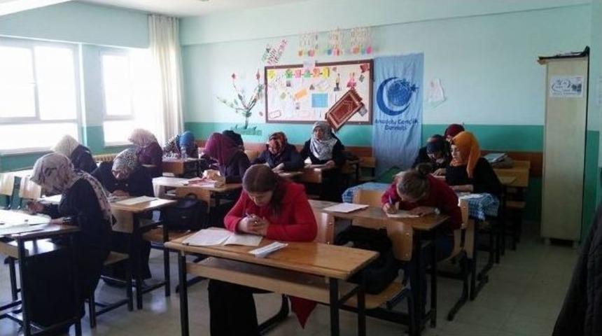 Akdağmadeni İl&ccedil;esinde Siyer-i Nebi Sınavı Yapıldı
