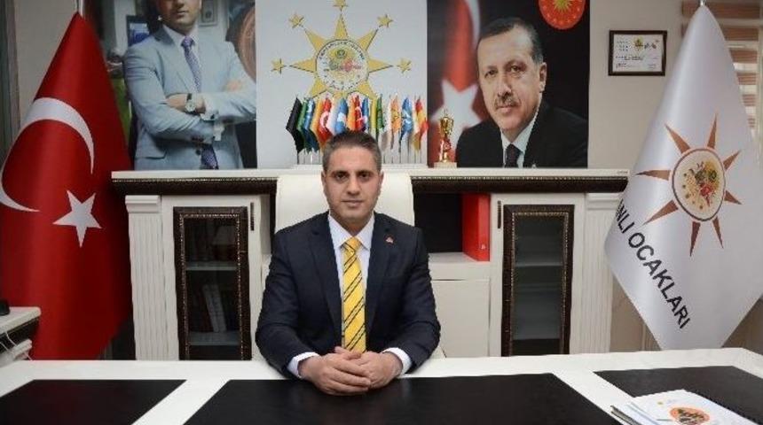 Canpolat: "m&uuml;sl&uuml;manlara Yılbaşı Kutlamak Yakışmıyor"
