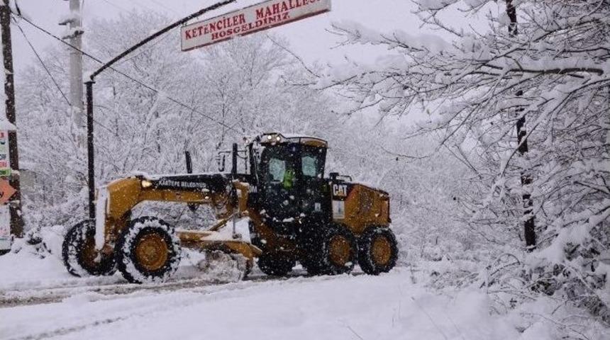 Kartepe&rsquo;de Kar K&uuml;reme &Ccedil;alışmaları S&uuml;r&uuml;yor