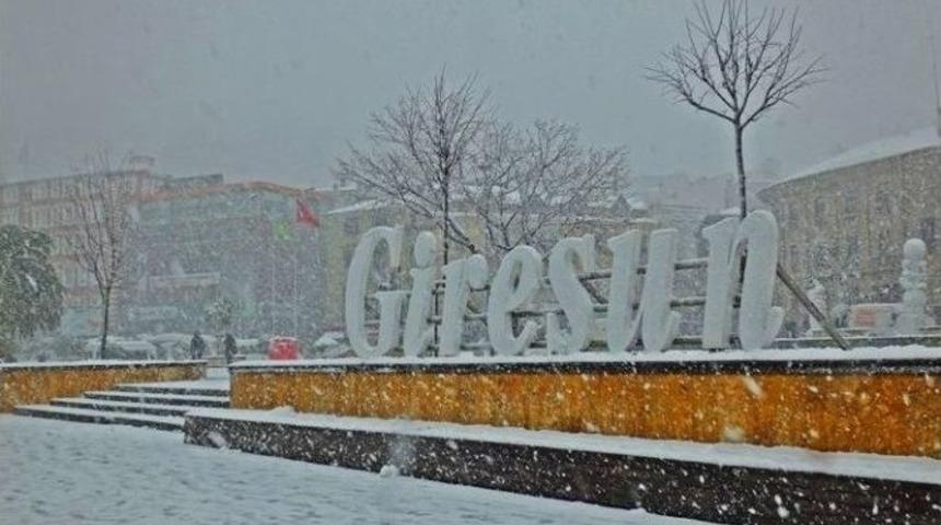 Giresun Yeni Yıla Karla Giriyor