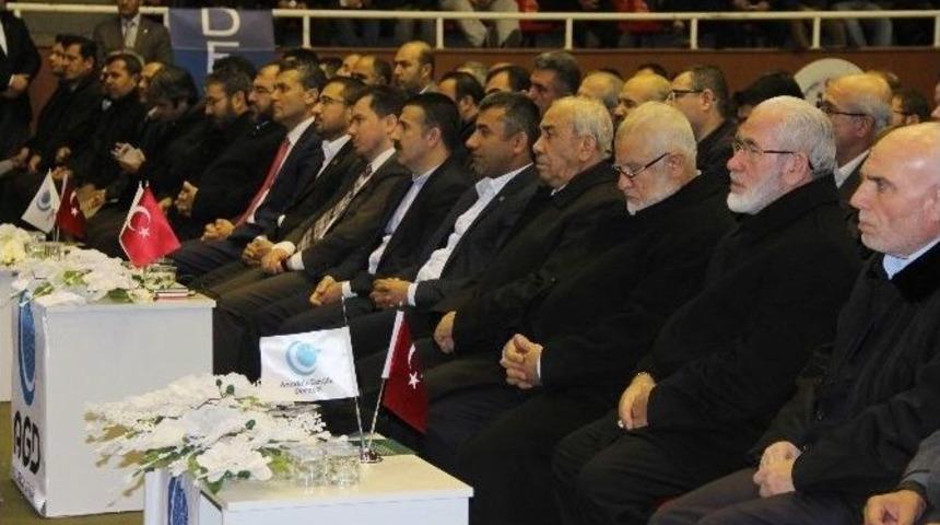 Mekke&rsquo;nin Fethi&rsquo;nin 1385. Yıl D&ouml;n&uuml;m&uuml; Coşkuyla Kutlandı