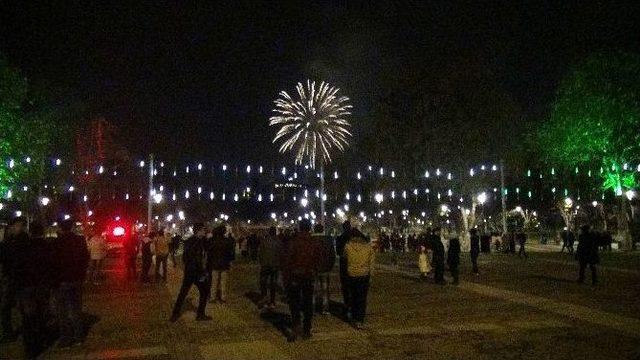 Gaziantep’te Türk Ve Suriyeliler Yeni Yılı Birlikte Kutladı