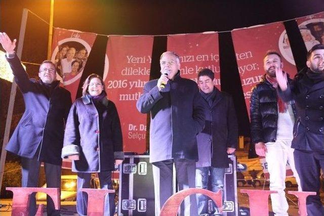 Selçuklular 2016’ya Birlikte Eğlenerek Girdi