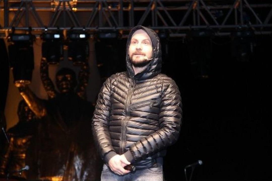 Hadise, 2016 Yılını İskenderun&rsquo;da Karşıladı