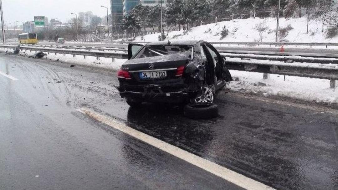 Karayolları&rsquo;na Bağlı Kar Temizlik &Ccedil;alışanlarına Ara&ccedil; &Ccedil;arptı : 3 &Ouml;l&uuml;