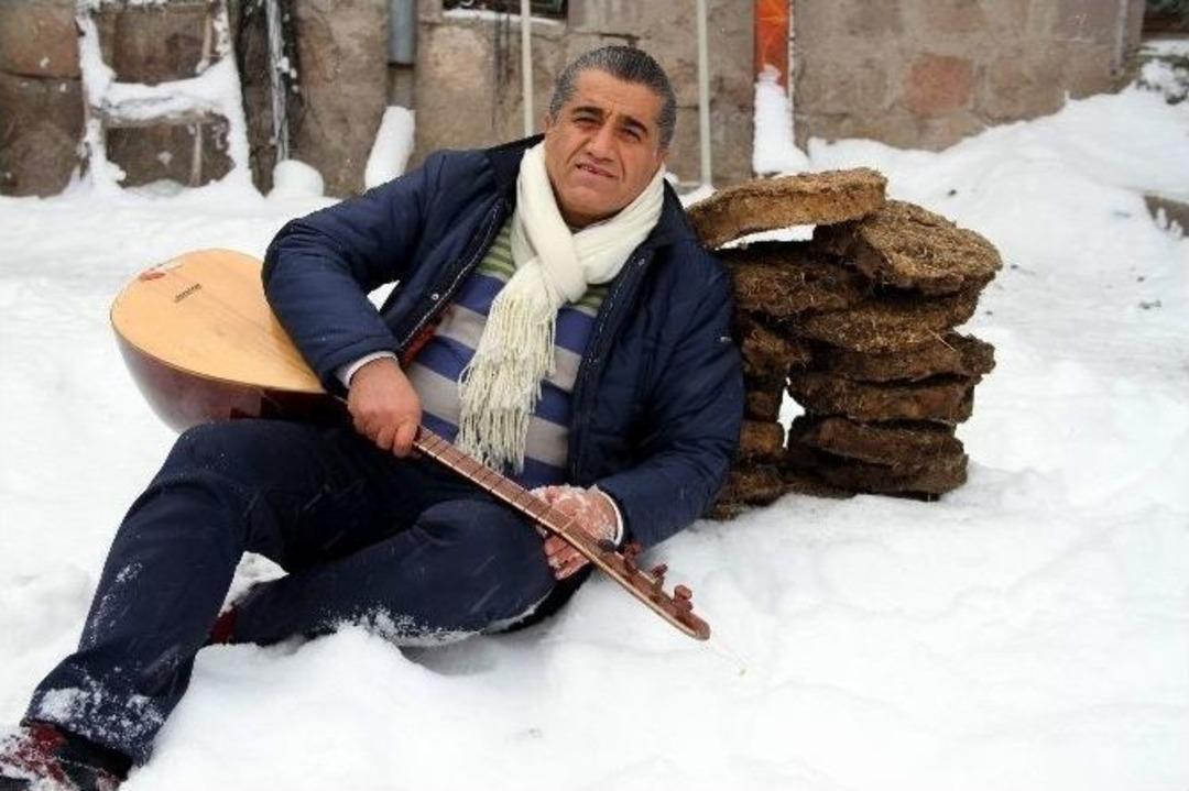 T&uuml;rk&uuml;c&uuml; Aydın Aydın Tezeğe Ağıt Yaktı