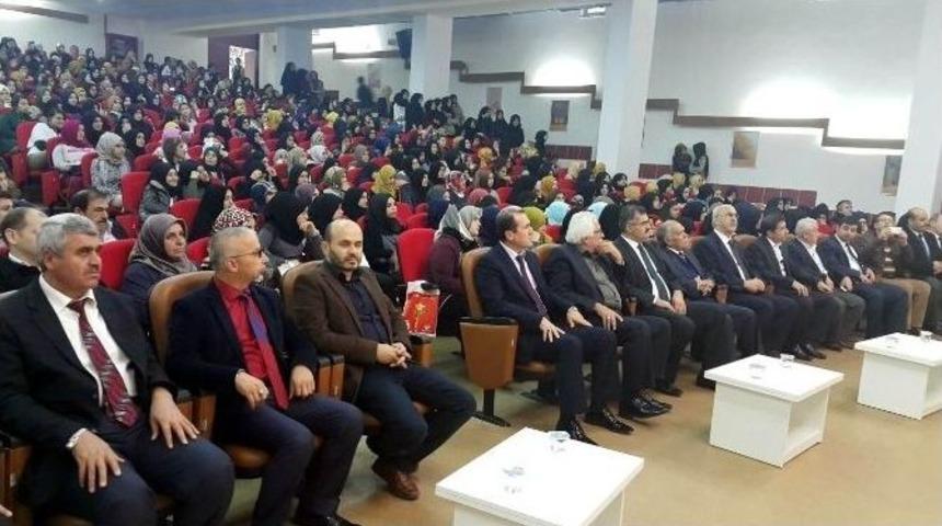 Animder Mehmet Akif&rsquo;i Andı