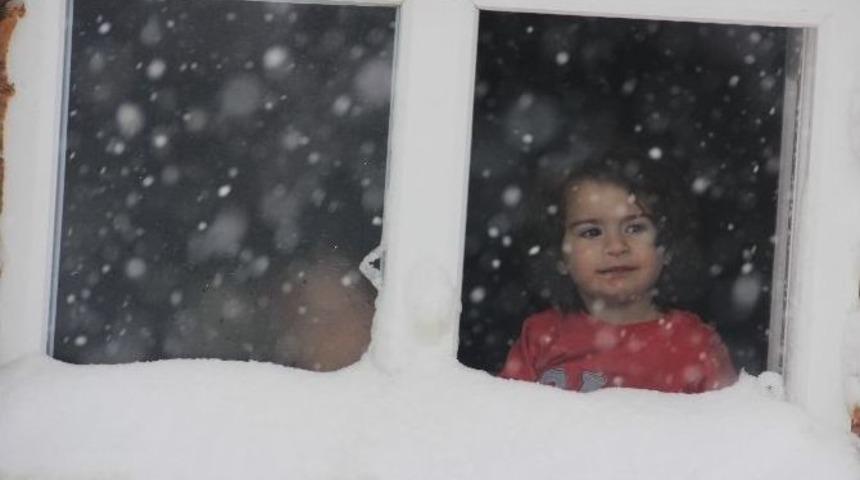 Hakkari&rsquo;de Kar Esareti