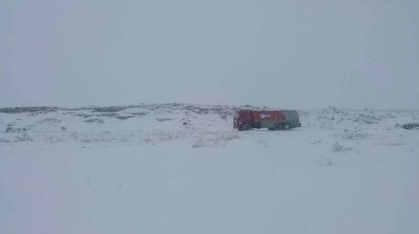 Şanlıurfa’da Kar Ve Soğuk Şebeke Sularını Dondurdu