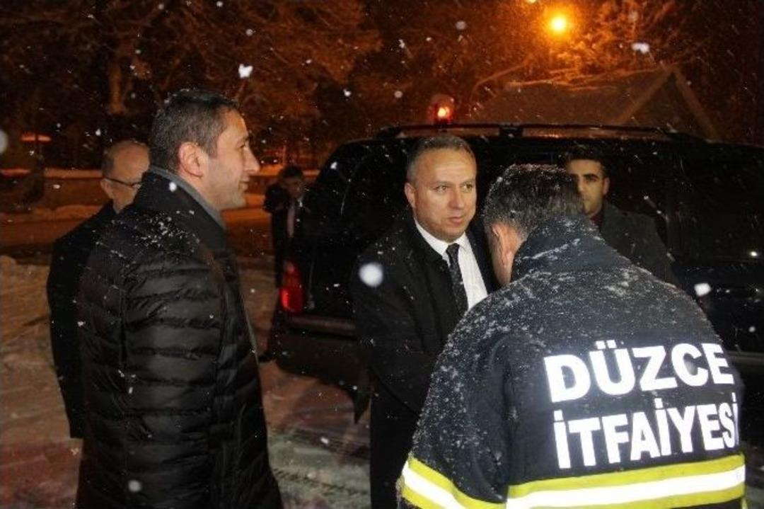 Vali Fidan, Yeni Yıla G&ouml;rev Başında Olanlarla Girdi