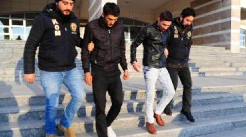 Uşak&rsquo;ta Uyuşturucu Operasyonu, 2 Kişi Tutuklandı