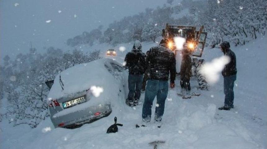 Bing&ouml;l&rsquo;de 6 Kişi Kar Y&uuml;z&uuml;nden Mahsur Kaldı