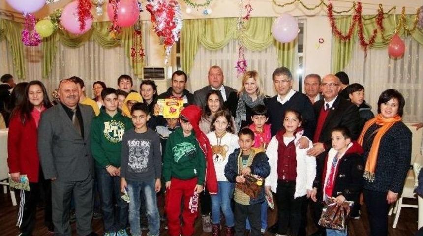 Milletvekili &Ouml;zt&uuml;rk&rsquo;&uuml;n Yeni Yıl Mesaisi