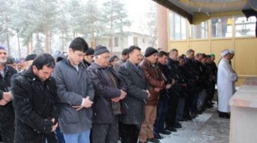 Karakaya İ&ccedil;in Gıyabi Cenaze Namazı Kılındı