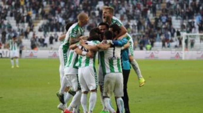 Torku Konyaspor, 15 Bin 500 Seyirci Ortalamasıyla Oynadı