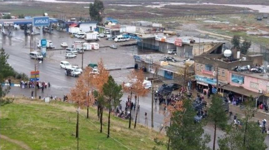 Cizre&rsquo;den &lsquo;ka&ccedil;ış&rsquo; S&uuml;r&uuml;yor