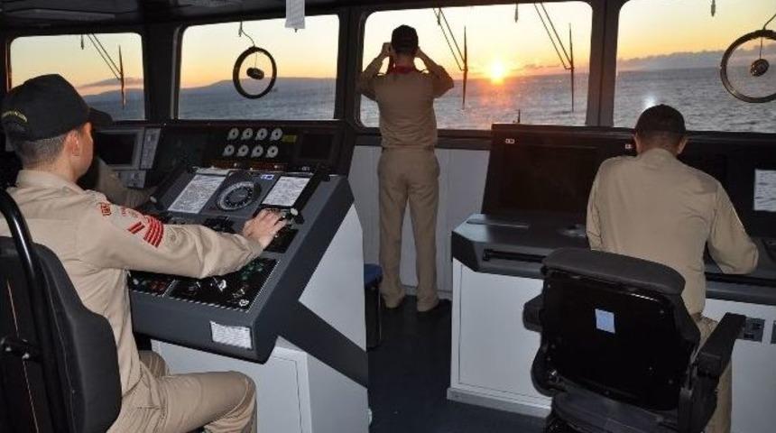 (&ouml;zel) Sahil G&uuml;venlik Ekipleri Yeni Yılda G&ouml;rev Başındaydı