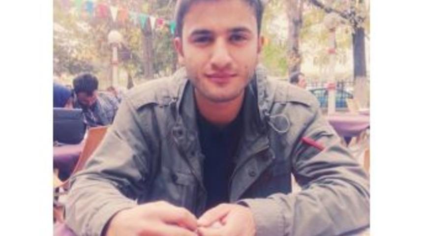 Niğde&rsquo;de Başına Silahla Ateş Eden Gen&ccedil; Ağır Yaralandı