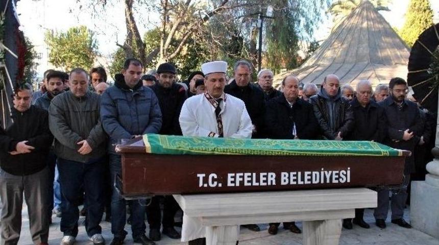 Agc Eski Başkanı Mustafa &Ccedil;ezik, Son Yolculuğuna Uğurlandı