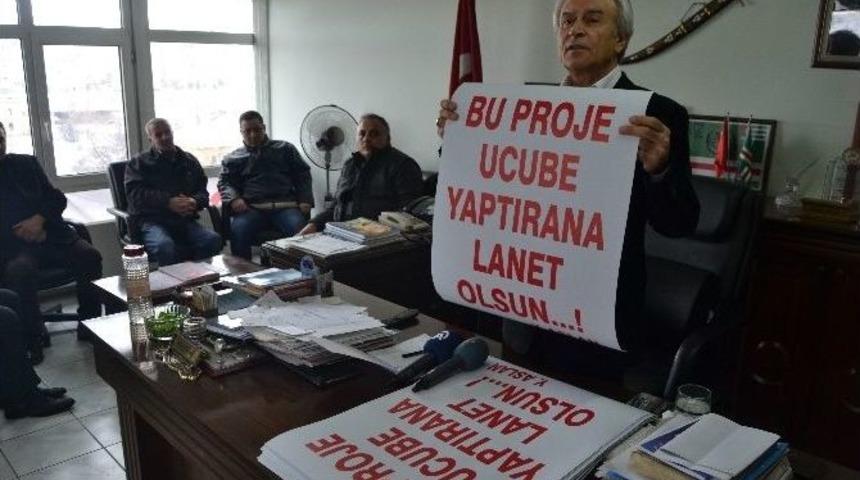 Demiryol-iş Sendikası Kayseri Şube Başkanı Aslan &Uuml;st Ge&ccedil;it Tepkisini S&uuml;rd&uuml;r&uuml;yor