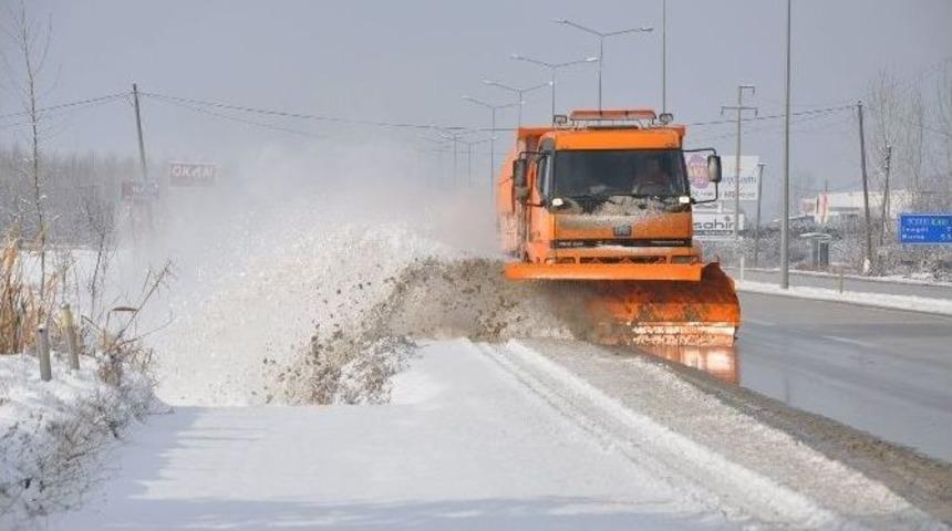 Kapanan Yollara Anında M&uuml;dahale