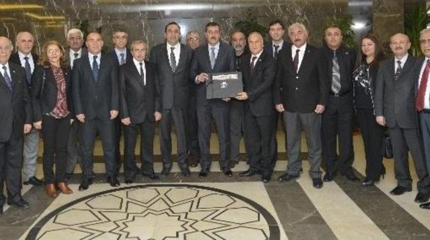 Bakan T&uuml;fenkci, Mast&ouml;b Heyetini Kabul Etti