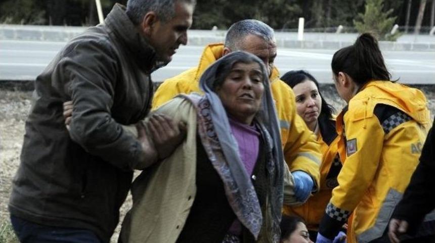 Antalya&rsquo;da Feci Kaza: 2 &Ouml;l&uuml;, 3 Ağır Yaralı (2)