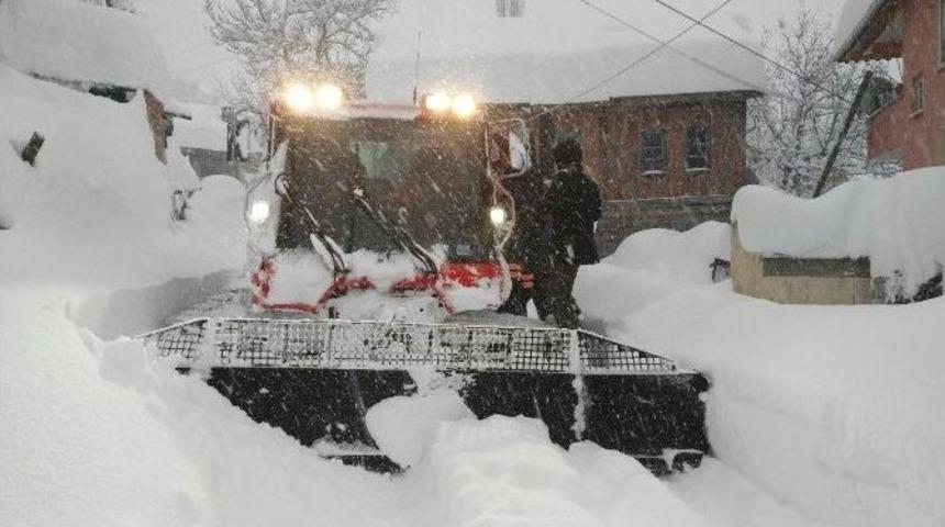 Karla M&uuml;cadele 1 Milyon 600 Bin Tl Harcandı