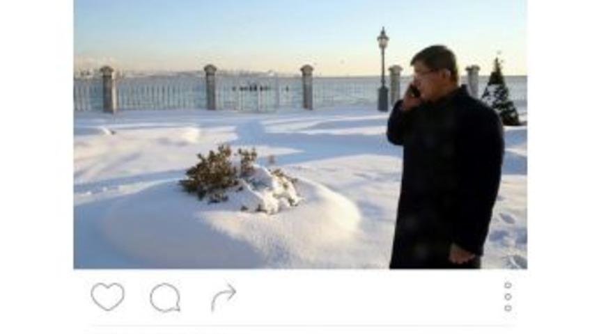 Davutoğlu&rsquo;nun Kar Manzaralı Fotoğrafı Beğeni Topladı