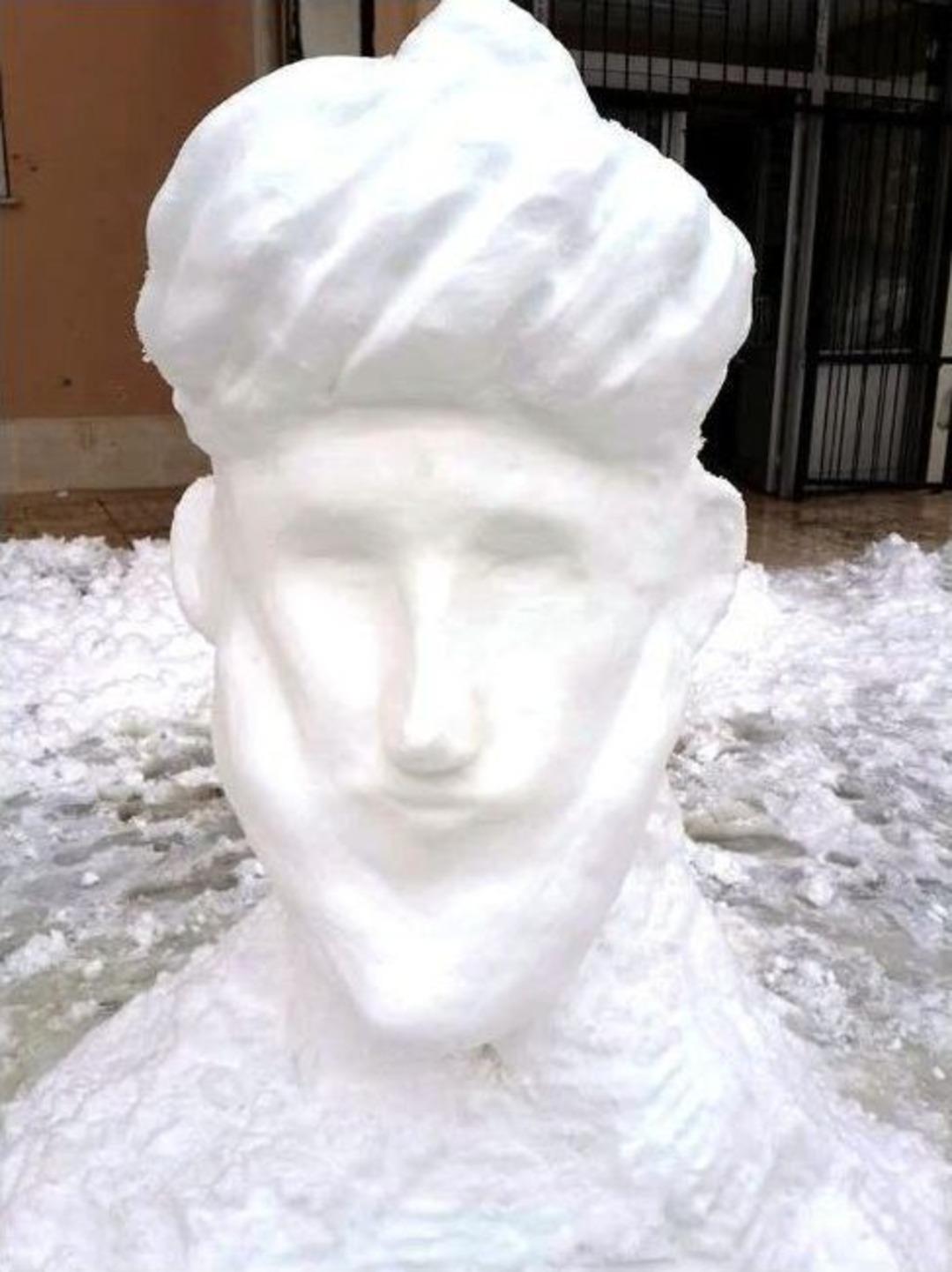 Kardan Fatih Sultan Mehmet B&uuml;st&uuml;