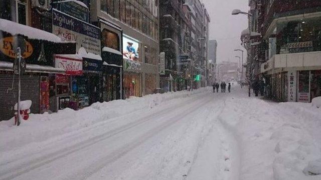 Zonguldak’ta Hayat Durdu