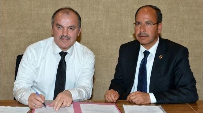 Başkan G&uuml;rlesin&rsquo;den Beyağa&ccedil;&rsquo;a Destek