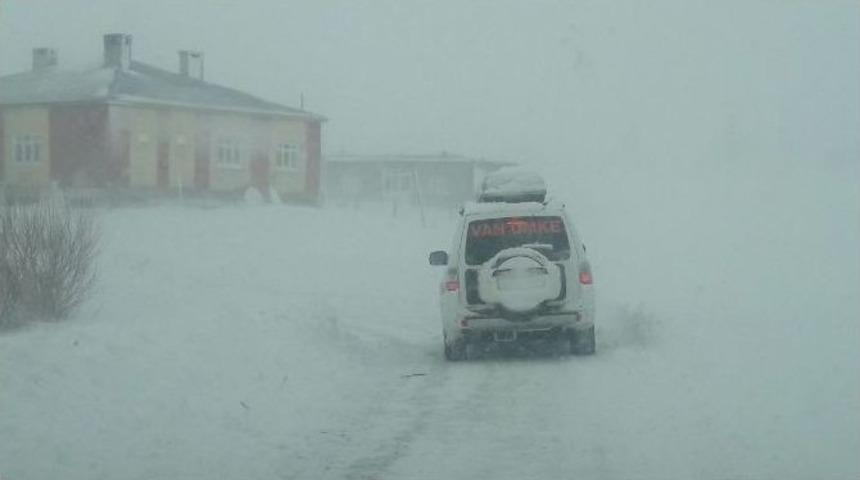 Van’da Hasta Kurtarma Operasyonu