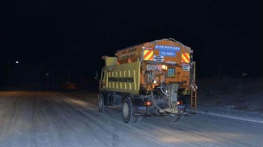 Tepebaşı&rsquo;nda Karla M&uuml;cadele &Ccedil;alışmaları