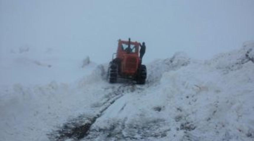 Siirt&rsquo;te 40 K&ouml;y Yolu Ulaşıma Kapandı