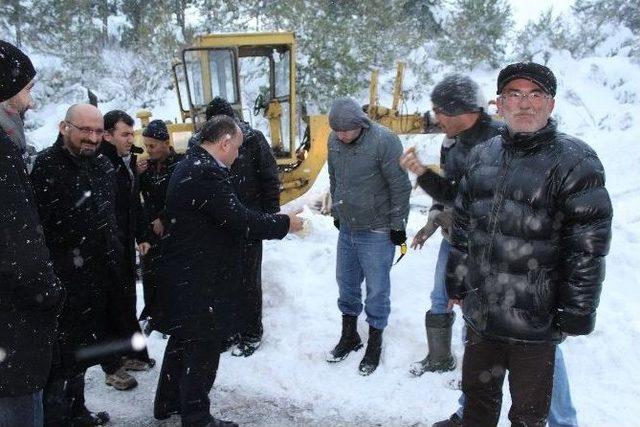 Vali Şehmus Günaydın Çatalzeytin’de İncelemelerde Bulundu