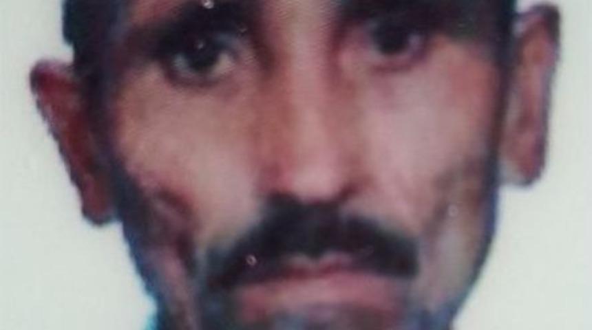 Evlerinde &Ouml;l&uuml; Bulunan Yaşlı &Ccedil;ift Son Yolculuğuna Uğurlandı