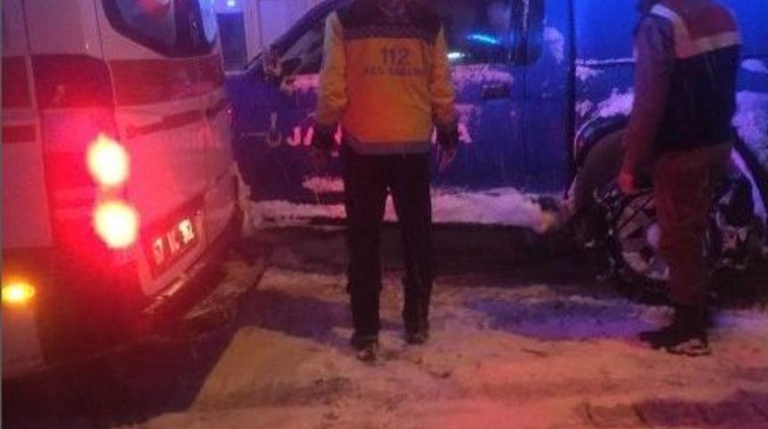 Hacer Teyzenin İmdadına Jandarma Koştu