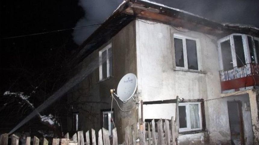 Kış G&uuml;n&uuml; Evsiz Kaldılar