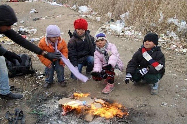 İnsan Tacirleri Dondurucu Soğuğa Rağmen İşbaşında