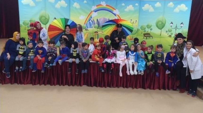 Minikler, Sevdikleri Kahramanları Canlandırdı