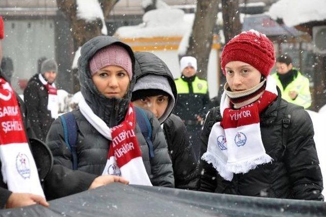 1 Metre Karda Sarıkamış Şehitleri’ni Andılar