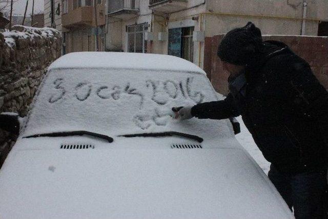 Edirne’ye Yılın İlk Karı Düştü