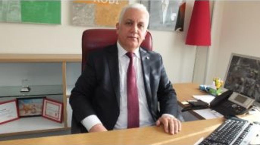 Burhaniye&rsquo;de Sevilen Bankacı &Ccedil;etinkaya Edremit&rsquo;e Tayin Oldu